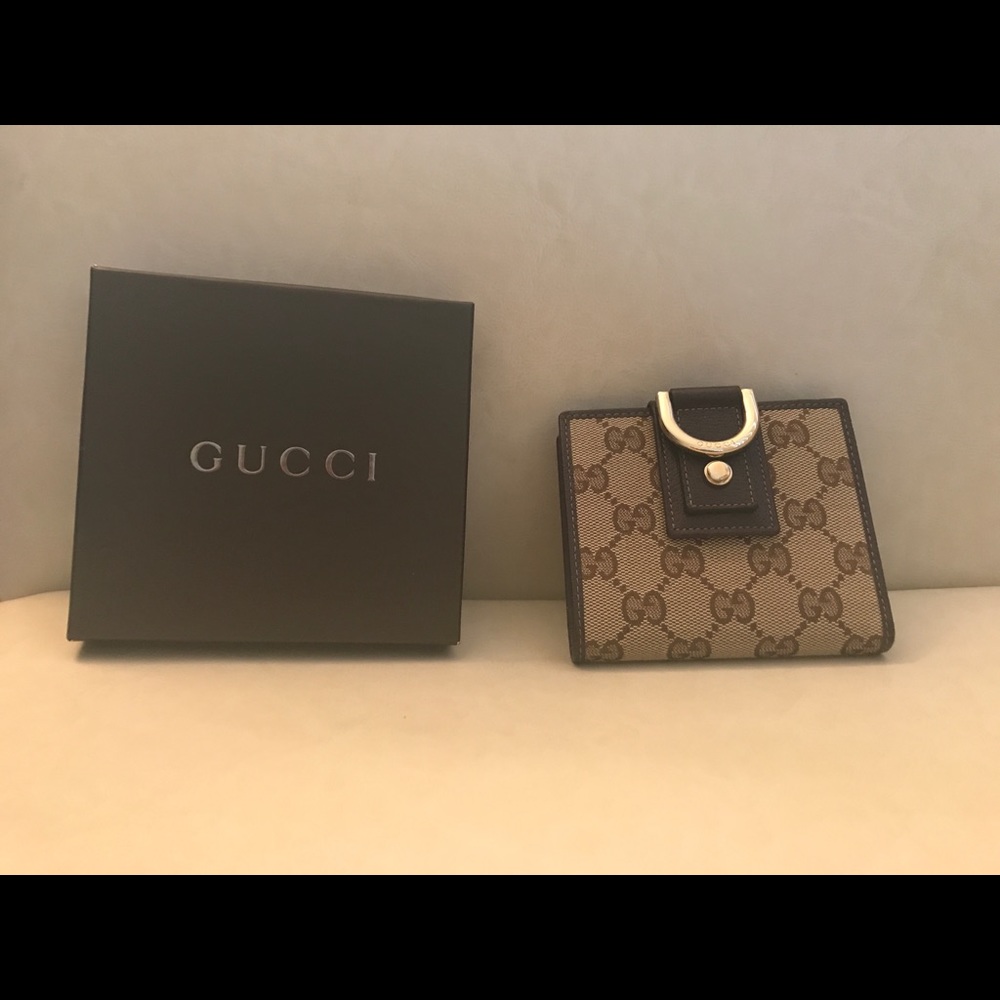Gucci wallet